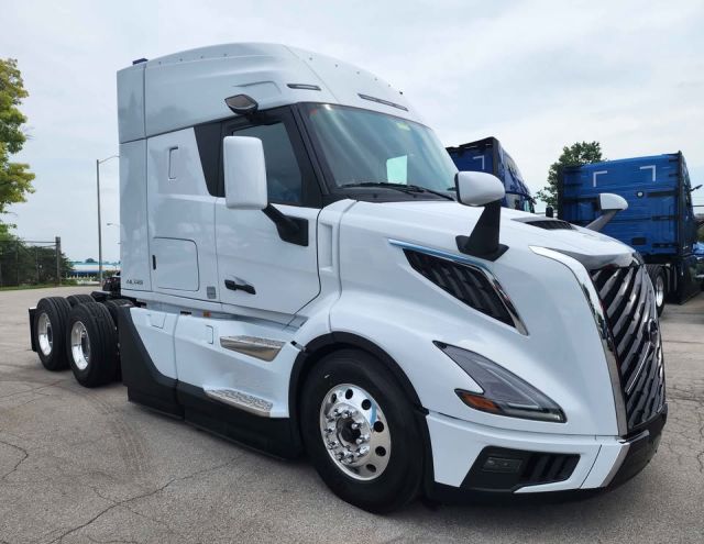 BRAND NEW 2026 VOLVO VNL64T440