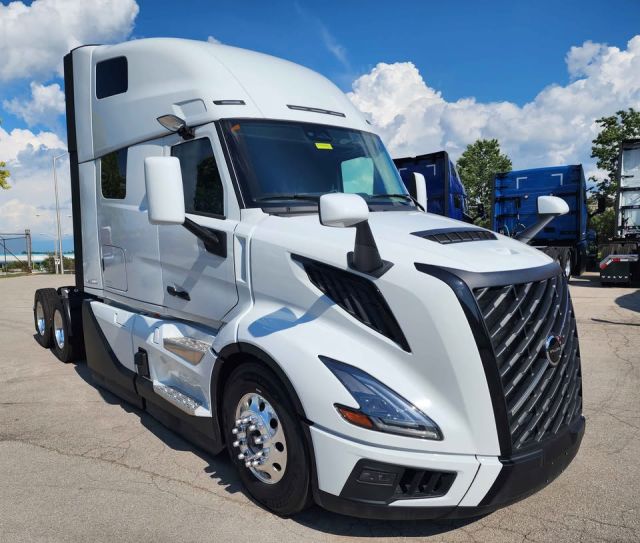 2026 BRAND NEW VOLVO vnl64t660