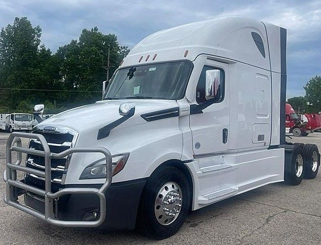 We are hiring CDL drivers for a 7-car hauler