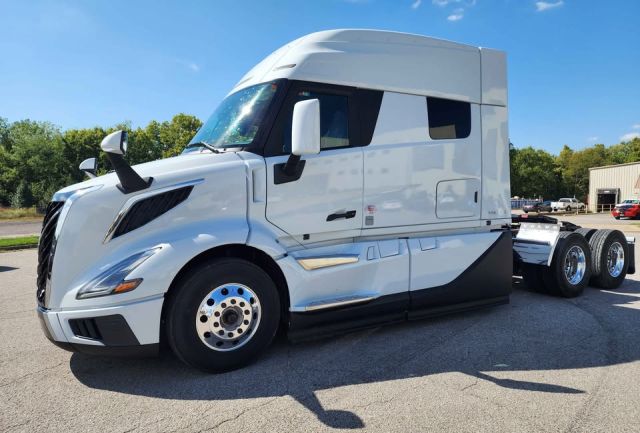 2026 NEW VOLVO vnl64t840