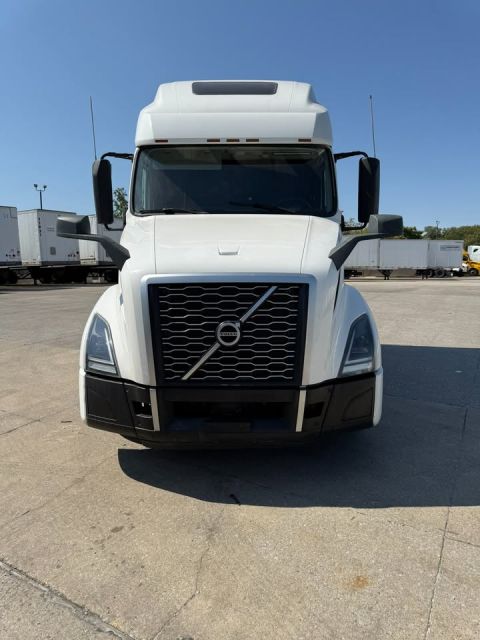 2022 Volvo vnl 760
