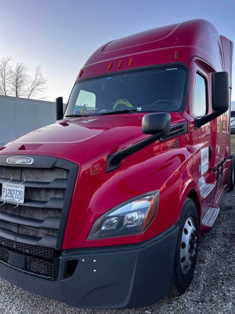 2018 Freightliner cascadia